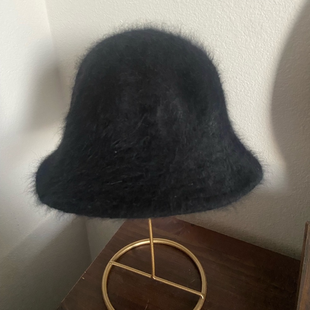 Black and baby pink bucket hat